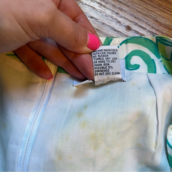 Lilly Pulitzer green and white skirt in schools out print size 8 - Picture 7 of 9